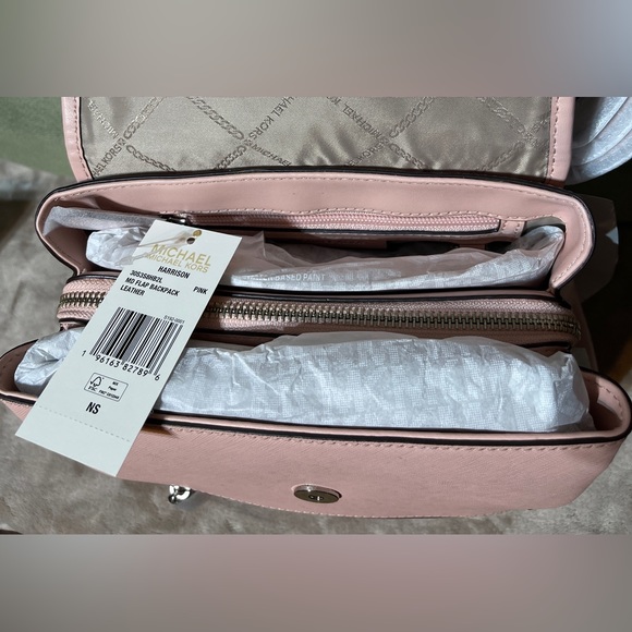 MK stylish pink leather backpack - Picture 4 of 4